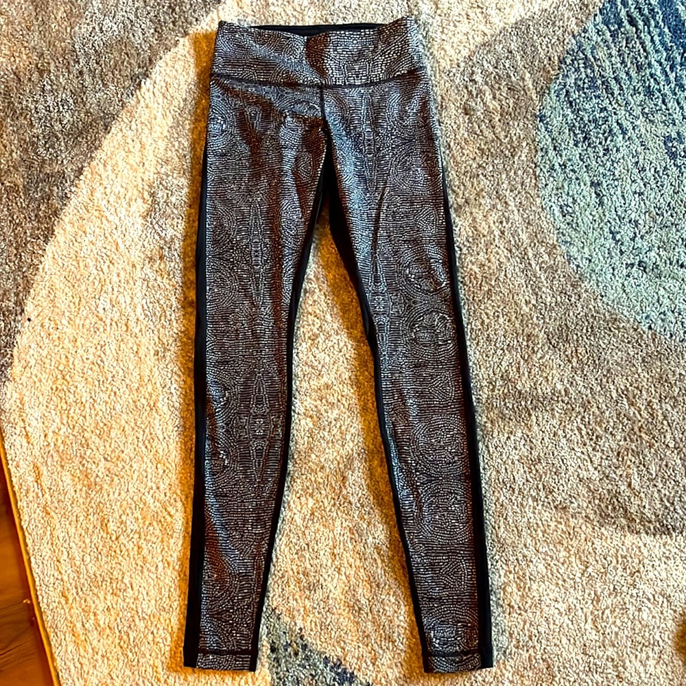 Lululemon snake skin print leggings